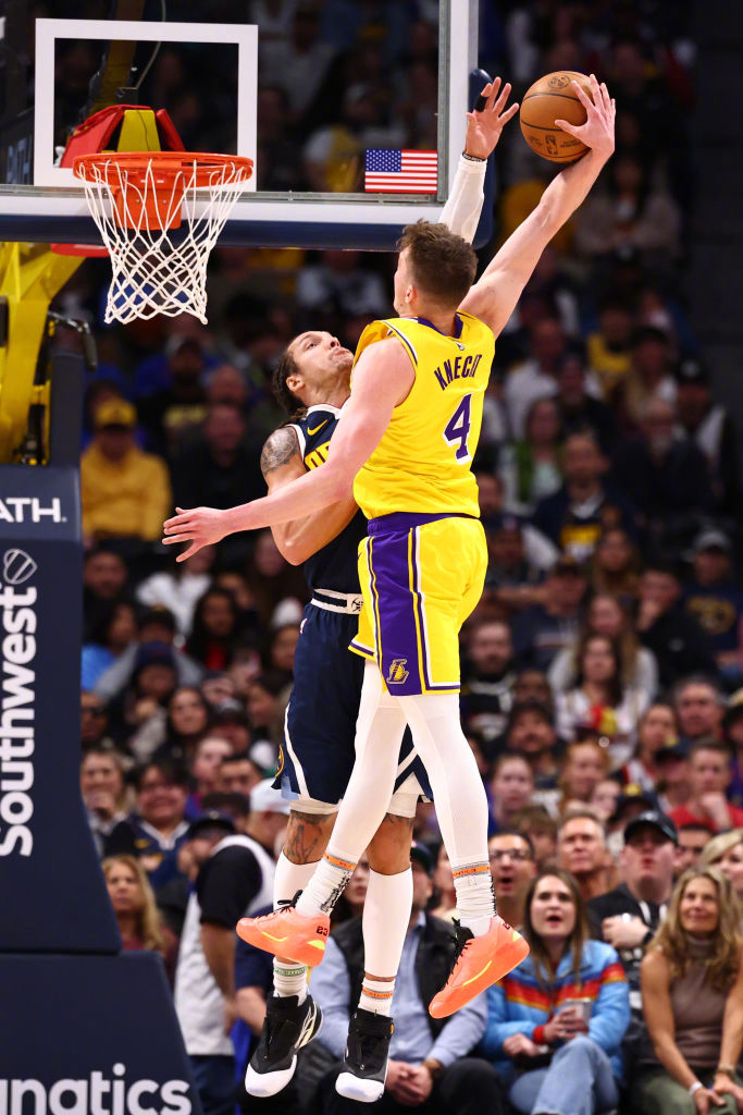 包含蒂姆与90激战西班牙队分钟，出色防守胜负难料！，东契奇焦点对战上演精彩一战的词条乐鱼体育在线登陆