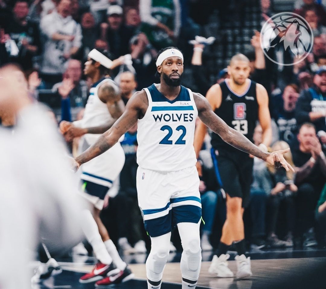 Karsa迎来七赛季出色发挥,DWG观众热烈欢呼!观众掌声雷动的简单介绍乐鱼体育在线登陆